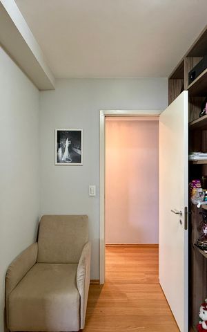 Apartamento à venda com 130m², 3 quartos e 2 vagas Apartamento à venda com 130m², 3 quartos e 2 vagasCloset Suíte