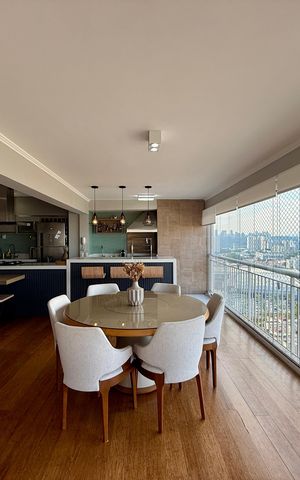 Apartamento à venda com 130m², 3 quartos e 2 vagas Apartamento à venda com 130m², 3 quartos e 2 vagasVaranda