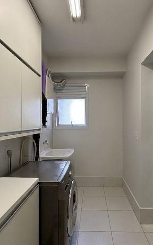 Apartamento à venda com 130m², 3 quartos e 2 vagas Apartamento à venda com 130m², 3 quartos e 2 vagasÁrea de Serviço