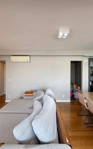 Apartamento à venda com 130m², 3 quartos e 2 vagas Apartamento à venda com 130m², 3 quartos e 2 vagasSala