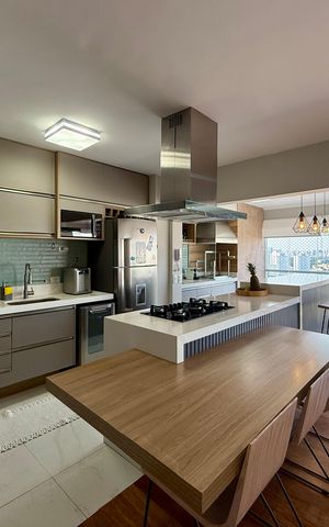 Apartamento à venda com 130m², 3 quartos e 2 vagas Apartamento à venda com 130m², 3 quartos e 2 vagasCozinha