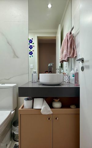 Apartamento à venda com 130m², 3 quartos e 2 vagas Apartamento à venda com 130m², 3 quartos e 2 vagasBanheiro Social