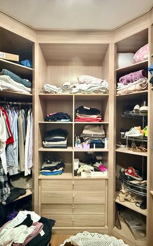 Apartamento à venda com 130m², 3 quartos e 2 vagas Apartamento à venda com 130m², 3 quartos e 2 vagasCloset Suíte