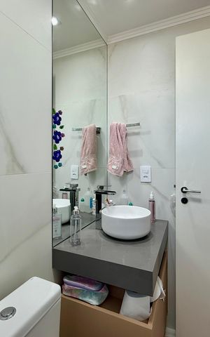 Apartamento à venda com 130m², 3 quartos e 2 vagas Apartamento à venda com 130m², 3 quartos e 2 vagasBanheiro Social