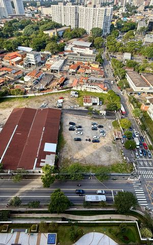 Apartamento à venda com 130m², 3 quartos e 2 vagas Apartamento à venda com 130m², 3 quartos e 2 vagasVista