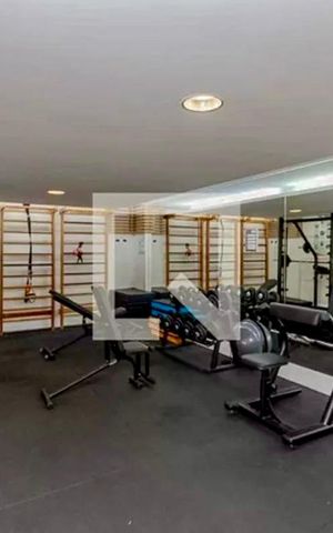 Apartamento à venda com 130m², 3 quartos e 2 vagas Apartamento à venda com 130m², 3 quartos e 2 vagasAcademia