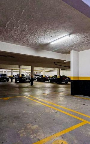 Apartamento à venda com 130m², 3 quartos e 2 vagas Apartamento à venda com 130m², 3 quartos e 2 vagasGaragem