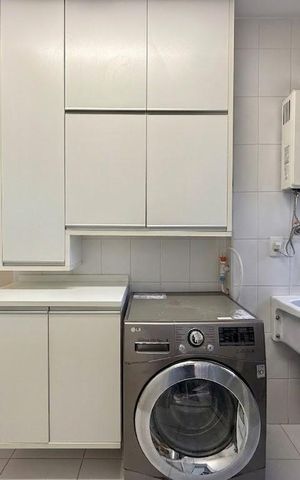 Apartamento à venda com 130m², 3 quartos e 2 vagas Apartamento à venda com 130m², 3 quartos e 2 vagasÁrea de Serviço
