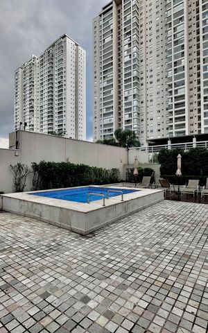 Apartamento à venda com 130m², 3 quartos e 2 vagas Apartamento à venda com 130m², 3 quartos e 2 vagasPiscina