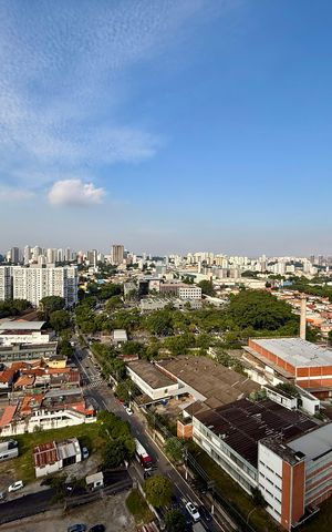 Apartamento à venda com 130m², 3 quartos e 2 vagas Apartamento à venda com 130m², 3 quartos e 2 vagasVista