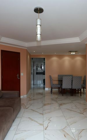 Apartamento à venda com 117m², 3 quartos e 2 vagas Apartamento à venda com 117m², 3 quartos e 2 vagassala