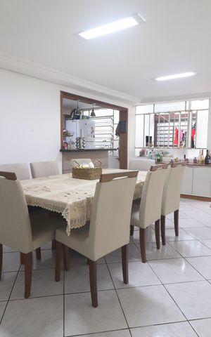 Casa à venda com 200m², 4 quartos e 3 vagasCozinha