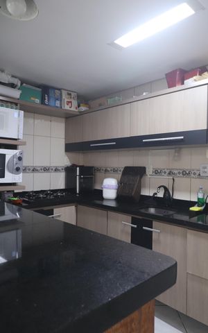 Casa à venda com 200m², 4 quartos e 3 vagasCozinha