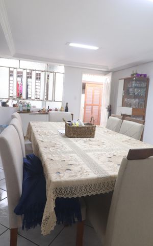 Casa à venda com 200m², 4 quartos e 3 vagasCozinha