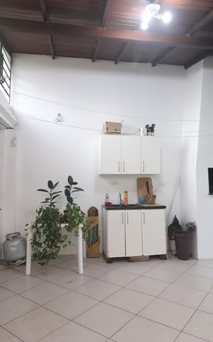 Casa à venda com 200m², 4 quartos e 3 vagasarea de lazer