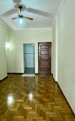 Apartamento para alugar com 80m², 2 quartos e 1 vaga Apartamento para alugar com 80m², 2 quartos e 1 vagaSala
