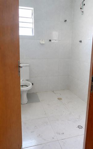 Casa à venda com 125m², 3 quartos e 2 vagas Casa à venda com 125m², 3 quartos e 2 vagasBanheiro