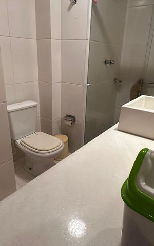 Apartamento para alugar com 203m², 2 quartos e 2 vagas Apartamento para alugar com 203m², 2 quartos e 2 vagasBanheiro quarto 2