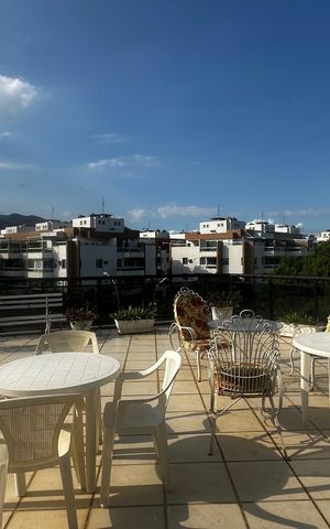 Apartamento para alugar com 203m², 2 quartos e 2 vagas Apartamento para alugar com 203m², 2 quartos e 2 vagasVaranda