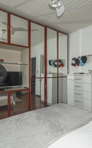 Casa à venda com 300m², 5 quartos e 3 vagasQuarto Suíte