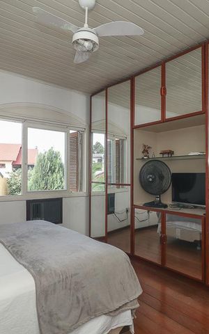 Casa à venda com 300m², 5 quartos e 3 vagasQuarto Suíte