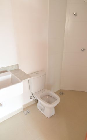 Apartamento à venda com 65m², 2 quartos e 1 vagaBanheiro Social