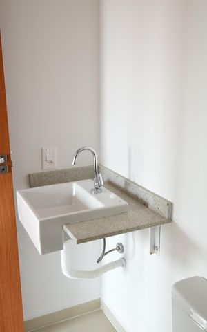 Apartamento à venda com 64m², 2 quartos e 1 vagaBanheiro Social