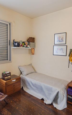 Apartamento à venda com 140m², 4 quartos e 2 vagas Apartamento à venda com 140m², 4 quartos e 2 vagasQuarto 2