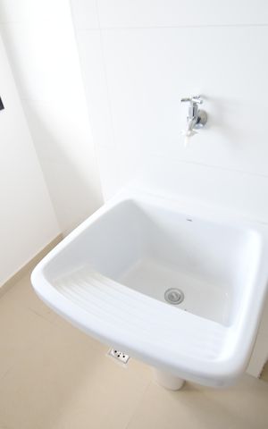 Apartamento à venda com 64m², 2 quartos e 1 vagaÁrea de Serviço