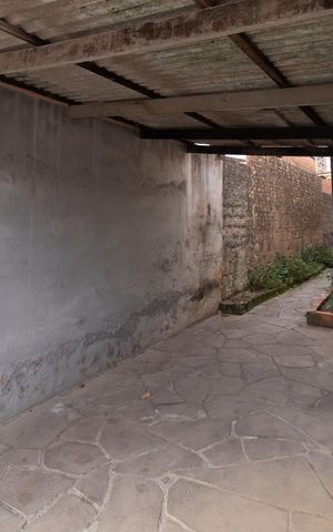 Casa à venda com 130m², 2 quartos e 1 vaga Casa à venda com 130m², 2 quartos e 1 vagaGaragem