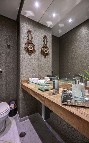 Apartamento à venda com 246m², 4 quartos e 4 vagasLavabo