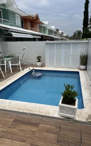 Casa de condomínio para alugar com 164m², 3 quartos e 1 vaga