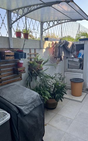 Casa de condomínio para alugar com 164m², 3 quartos e 1 vaga