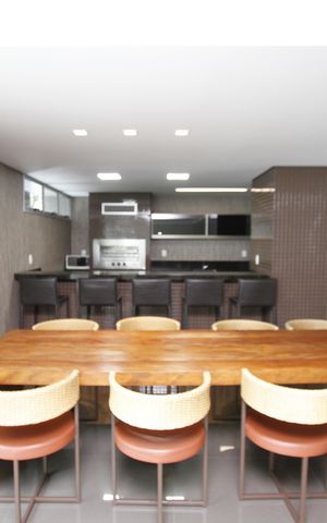 Apartamento à venda com 270m², 4 quartos e 3 vagasÁrea gourmet