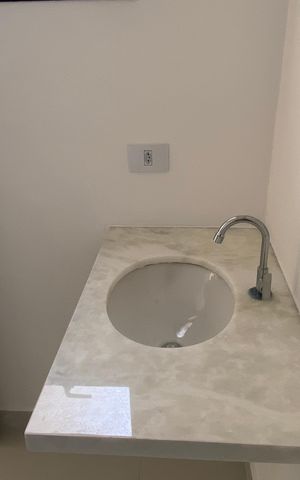 Casa de condomínio à venda com 70m², 2 quartos e 2 vagas Casa de condomínio à venda com 70m², 2 quartos e 2 vagasBanheiro da Suíte 2