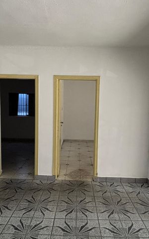 Casa para alugar com 260m², 3 quartos e 3 vagas Casa para alugar com 260m², 3 quartos e 3 vagasSala