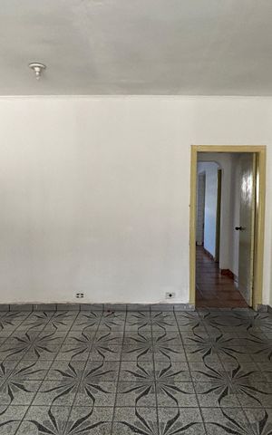 Casa para alugar com 260m², 3 quartos e 3 vagas Casa para alugar com 260m², 3 quartos e 3 vagasSala