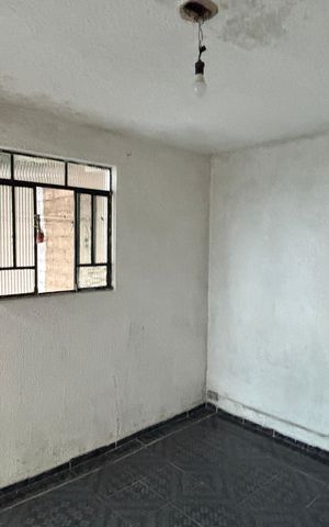 Casa para alugar com 260m², 3 quartos e 3 vagas Casa para alugar com 260m², 3 quartos e 3 vagasQuintal - Quarto de Apoio