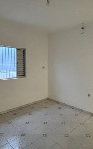 Casa para alugar com 260m², 3 quartos e 3 vagas Casa para alugar com 260m², 3 quartos e 3 vagasQuarto 2
