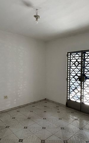 Casa para alugar com 260m², 3 quartos e 3 vagas Casa para alugar com 260m², 3 quartos e 3 vagasQuarto 1