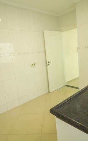 Casa à venda com 162m², 3 quartos e 4 vagas