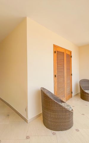 Casa à venda com 135m², 5 quartos e 10 vagas Casa à venda com 135m², 5 quartos e 10 vagasSacada