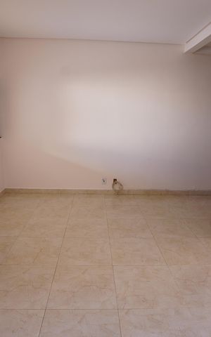 Casa à venda com 290m², 4 quartos e 4 vagas