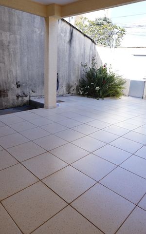 Casa à venda com 290m², 4 quartos e 4 vagas