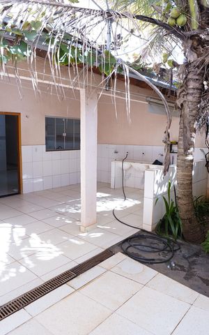Casa à venda com 290m², 4 quartos e 4 vagas