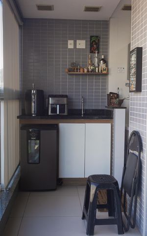 Apartamento à venda com 62m², 2 quartos e 1 vaga Apartamento à venda com 62m², 2 quartos e 1 vagaVaranda