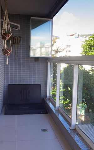 Apartamento à venda com 62m², 2 quartos e 1 vaga Apartamento à venda com 62m², 2 quartos e 1 vagaVaranda