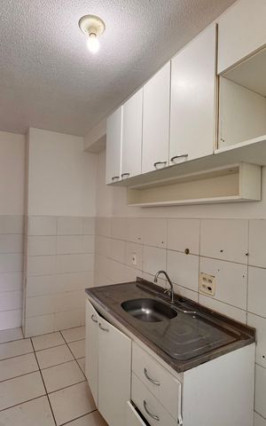 Apartamento para alugar com 55m², 2 quartos e 1 vaga Apartamento para alugar com 55m², 2 quartos e 1 vagaCozinha e Área de Serviço