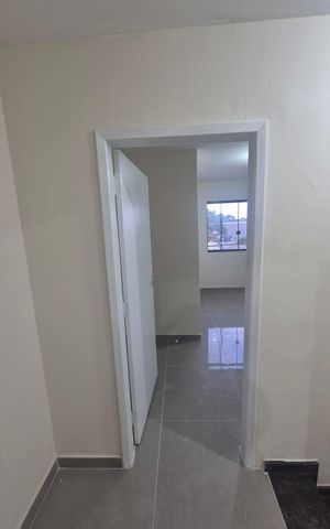 Casa à venda com 131m², 2 quartos e 2 vagas