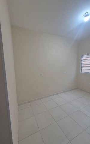 Casa à venda com 131m², 2 quartos e 2 vagas